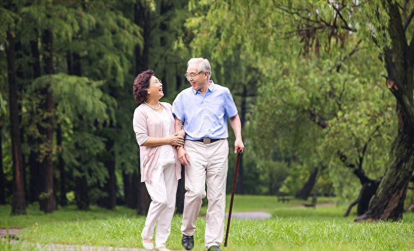 超细致的美甲教程一遍就能学会哦,教你做美甲一学就会超级简单