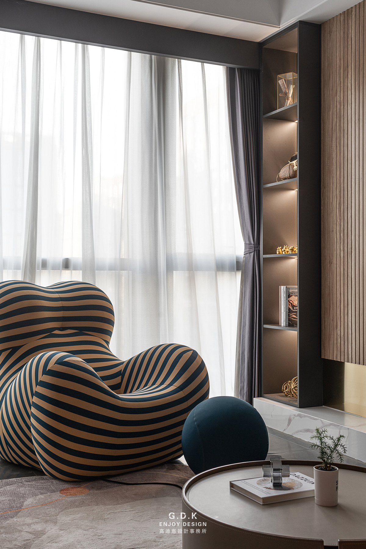 设计师怎样选窗帘好看点,怎样设计窗帘比较好