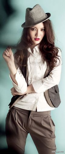 22岁模特被骗到国外,迪拜模特被骗澄清视频