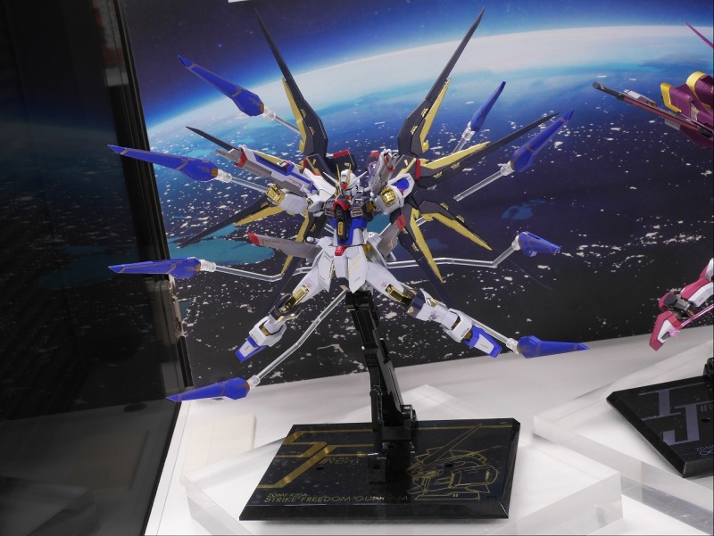 万代再版高达2024,万代高达拼装模型rg独角兽测评