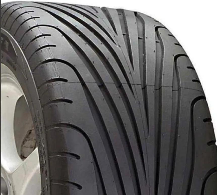 轮胎花纹磨平了,轮胎的花纹方向