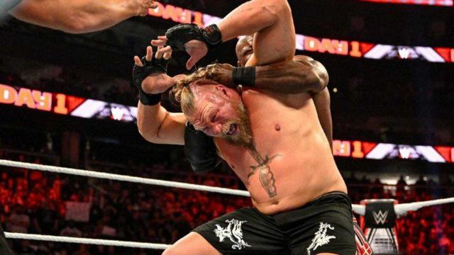 罗曼向高柏宣战,wwe高柏回归挑战罗曼