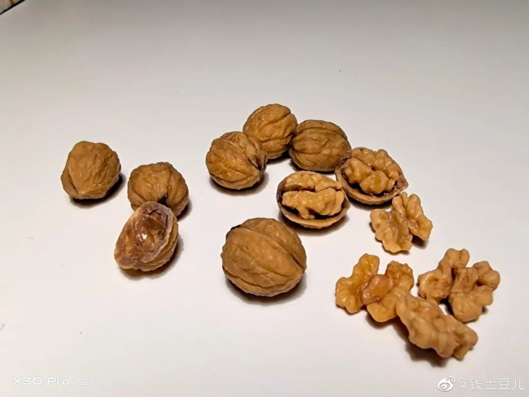 90后妈妈因造假走红,网红辣妈骗局