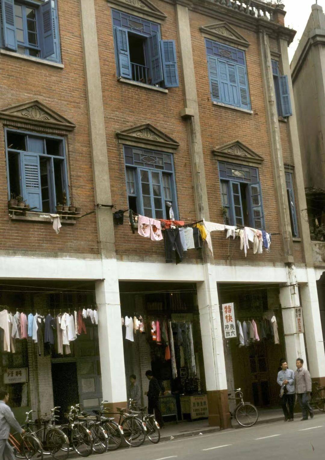 日军日记:*安妇慰**不服从管教,我很愤怒,用*刀刺**插入她的*体下**