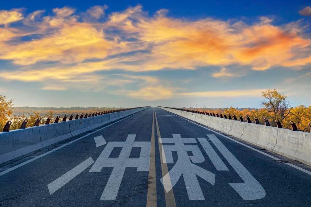 所有低收入女孩请进！分享95后狂赚100万的3个赚钱思维，建议收藏