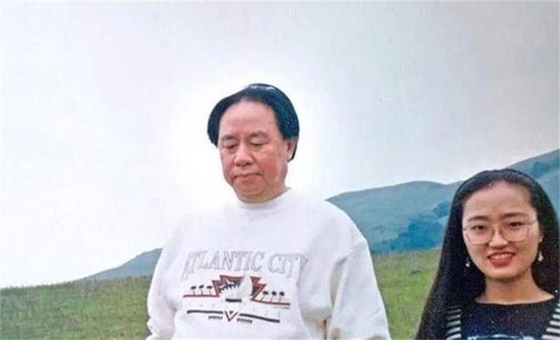 中国首富牟其中出狱后的后人,前首富牟其中的狱中岁月