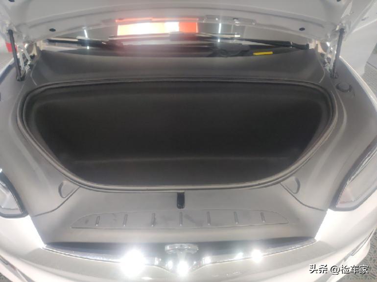 特斯拉新款modelx销量,特斯拉真实续航跟保值率