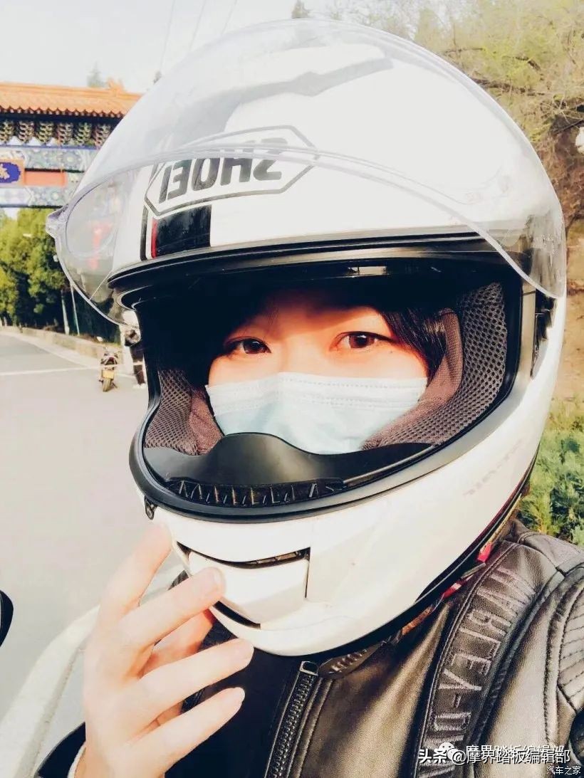 踏板女骑魔女桃子：从骑行单车后入坑标致姜戈150的*藏西**摩旅之行