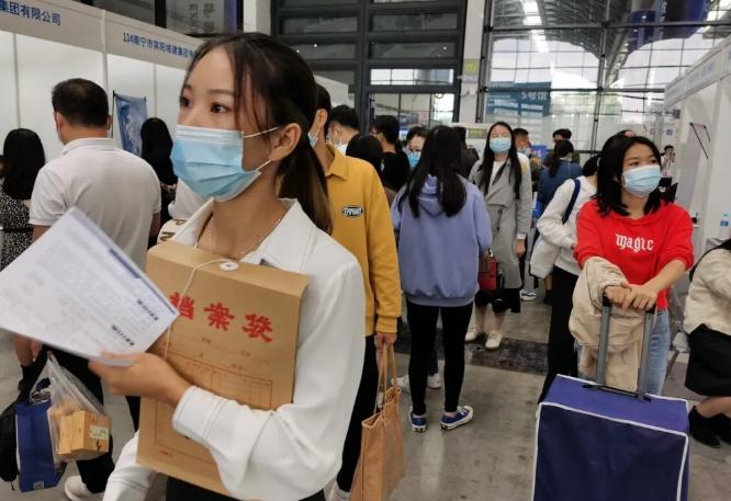 中国航天集团开启秋招，年薪可达30万，2023年应届毕业生优先录取