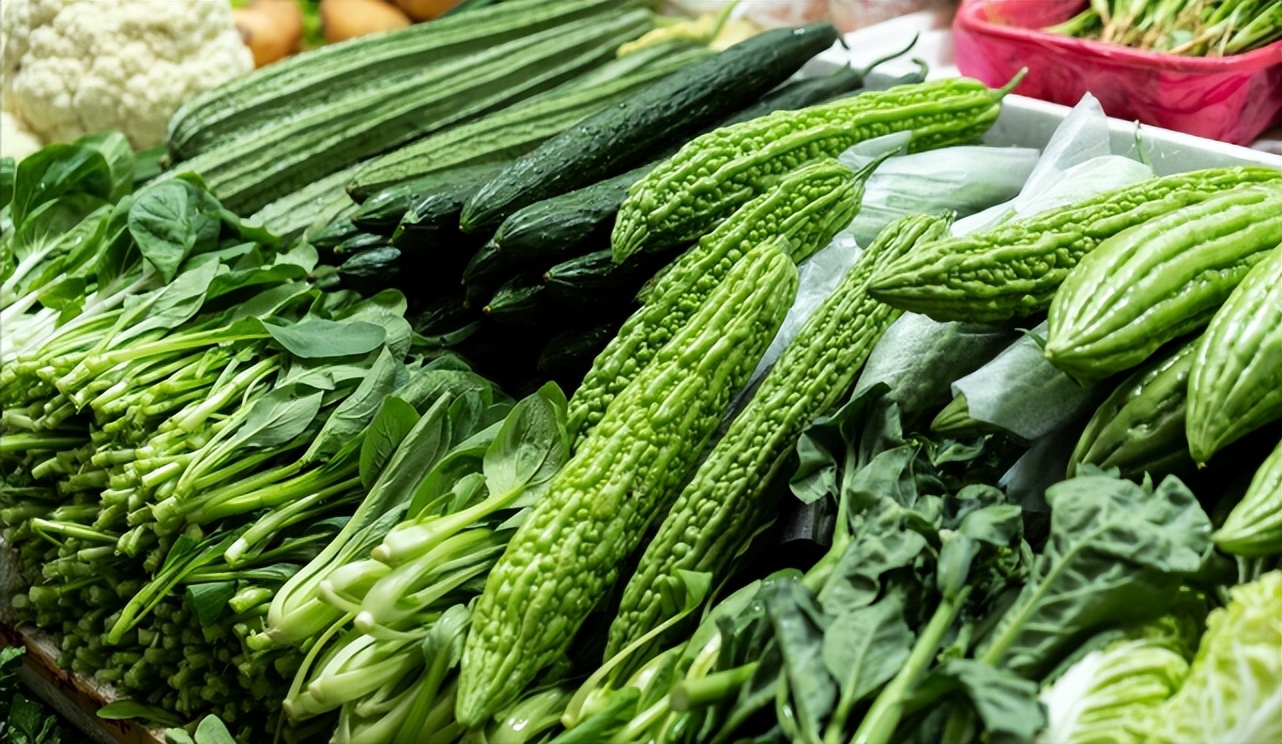 霜降前一定要摘窝瓜,霜降前吃苦瓜