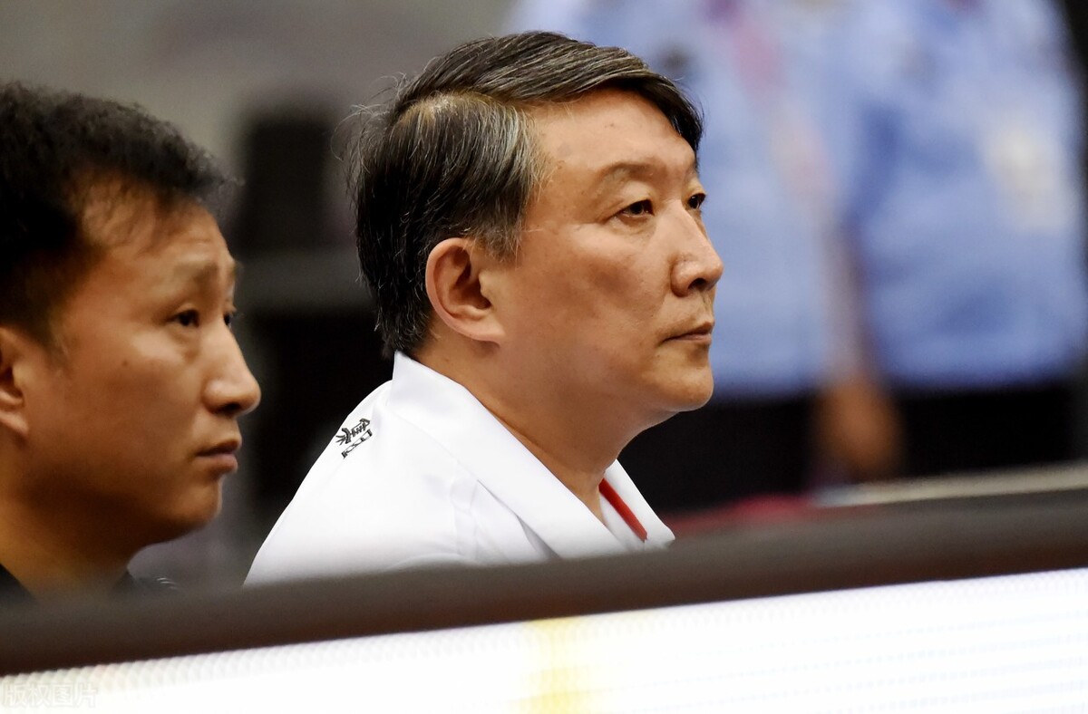 宫鲁鸣上任,山东男篮主教练换成宫鲁鸣了吗