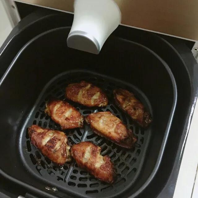 空气炸锅刚买回来第一次要怎么用,空气炸锅一直用会着火吗