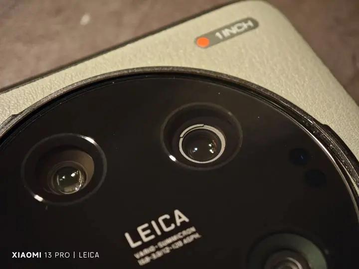 苹果13和小米ultra买哪个好,小米13ultra屏幕是2k吗