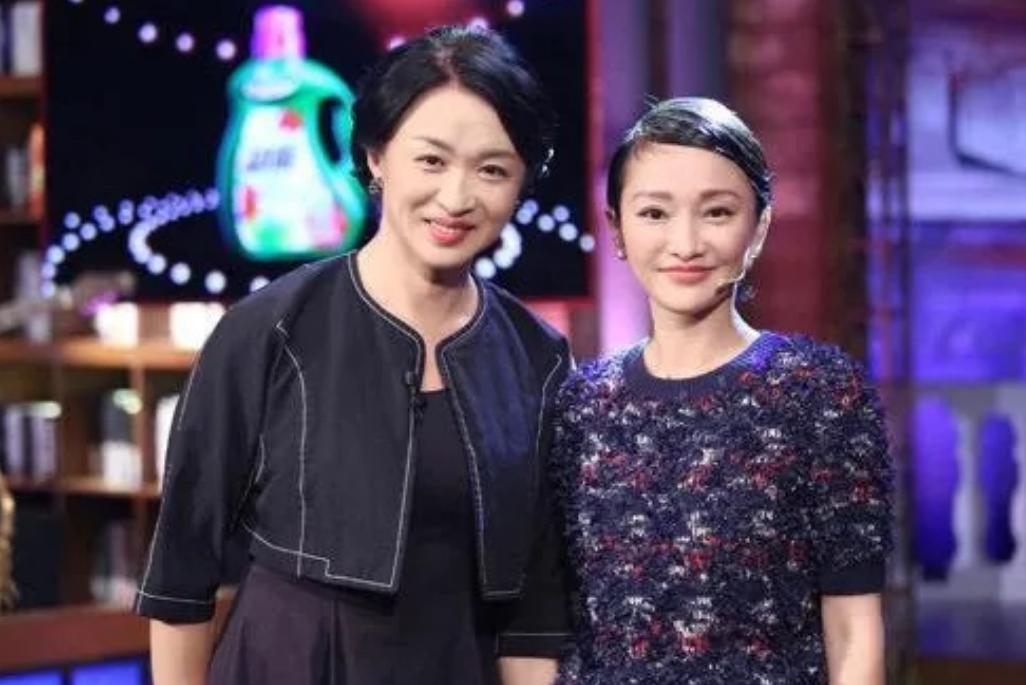 《金星秀》停播6年，金星亮相干女儿婚礼，55岁的她身材好气质佳