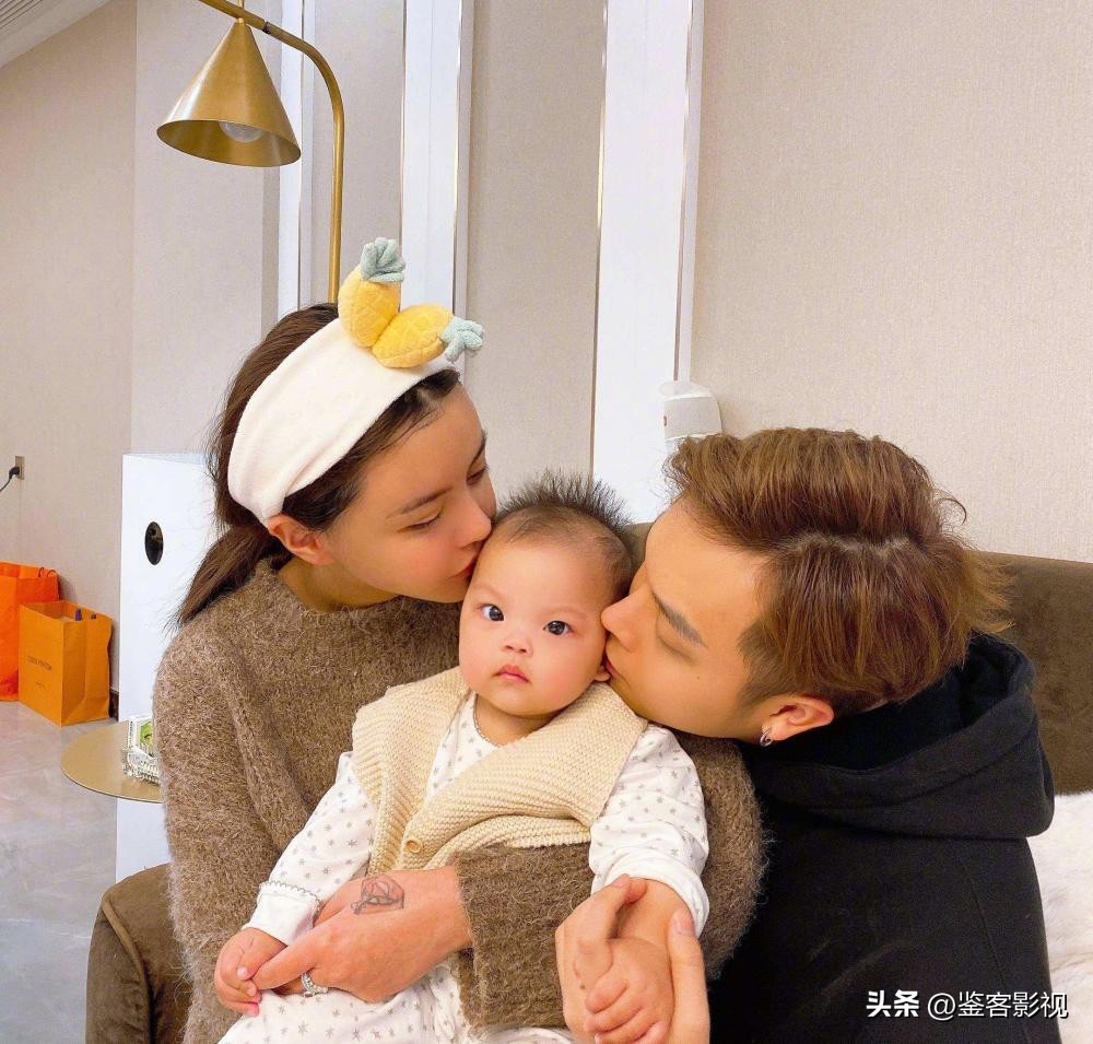 韩安冉婚礼网红大合照,韩安冉结婚各大网红对比照