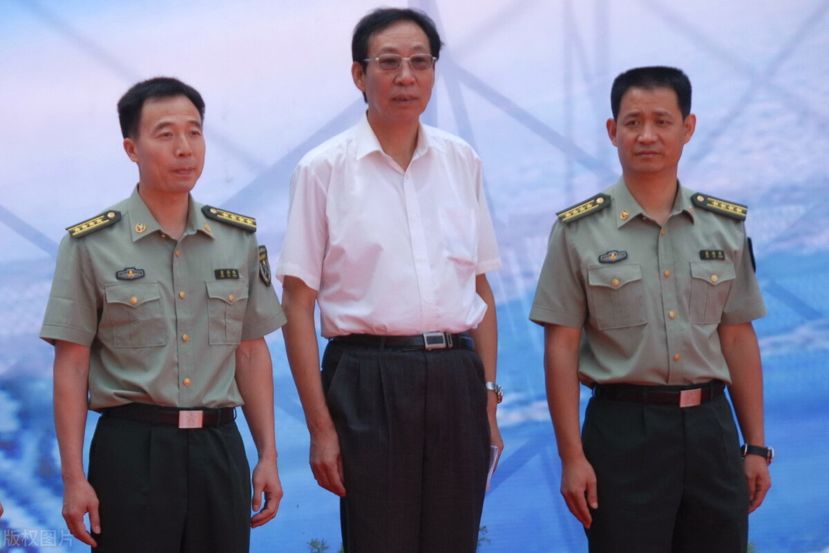 聂海胜八一勋章事迹,英雄航天员聂海胜的英雄事迹