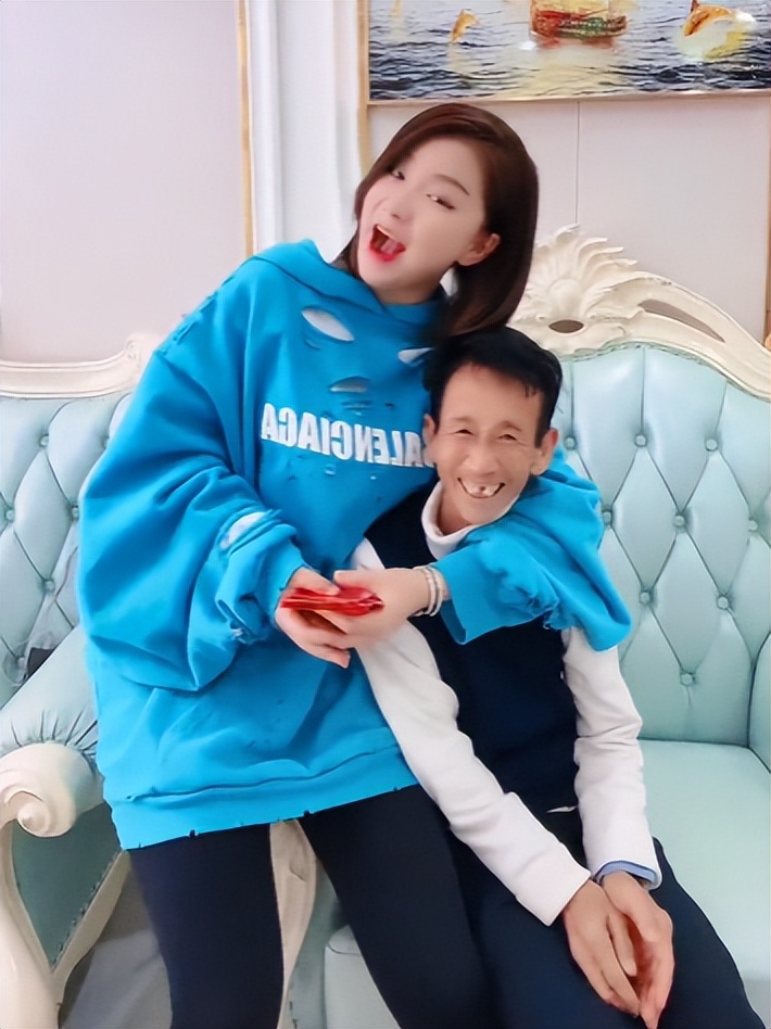 河南单身老汉捡个双性弃婴结局,河南70老汉捡女婴