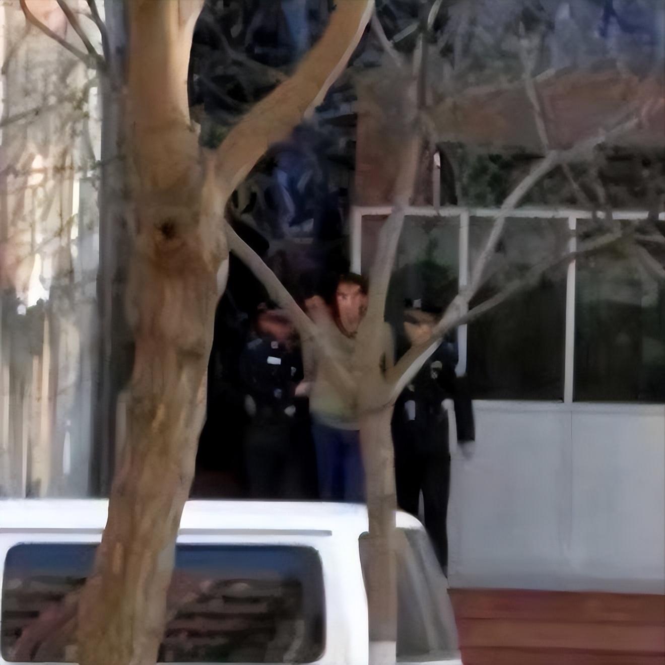 回顾变态掏肠恶魔:专挑少女*体下**掏出肠子,缠住脖颈,惨绝人寰!