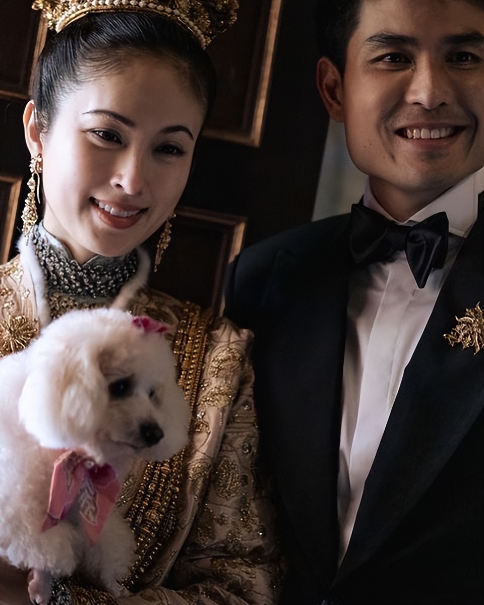 泰国最美变性人宝儿大婚！金色礼服配黄金皇冠太高贵，新郎也超帅