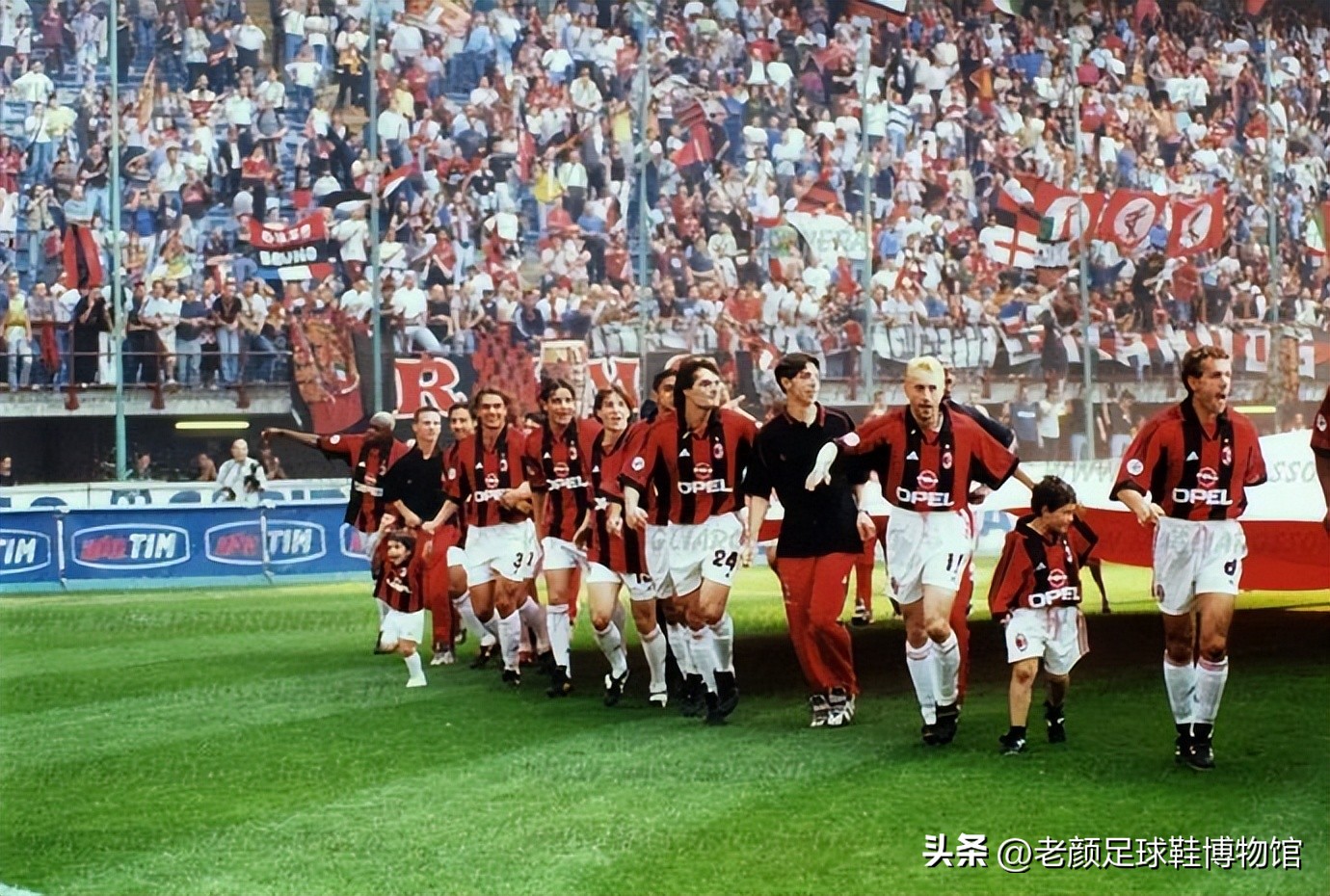 中国球迷不认识的球鞋，保加利亚球王代言，昙花二现的世界杯金靴