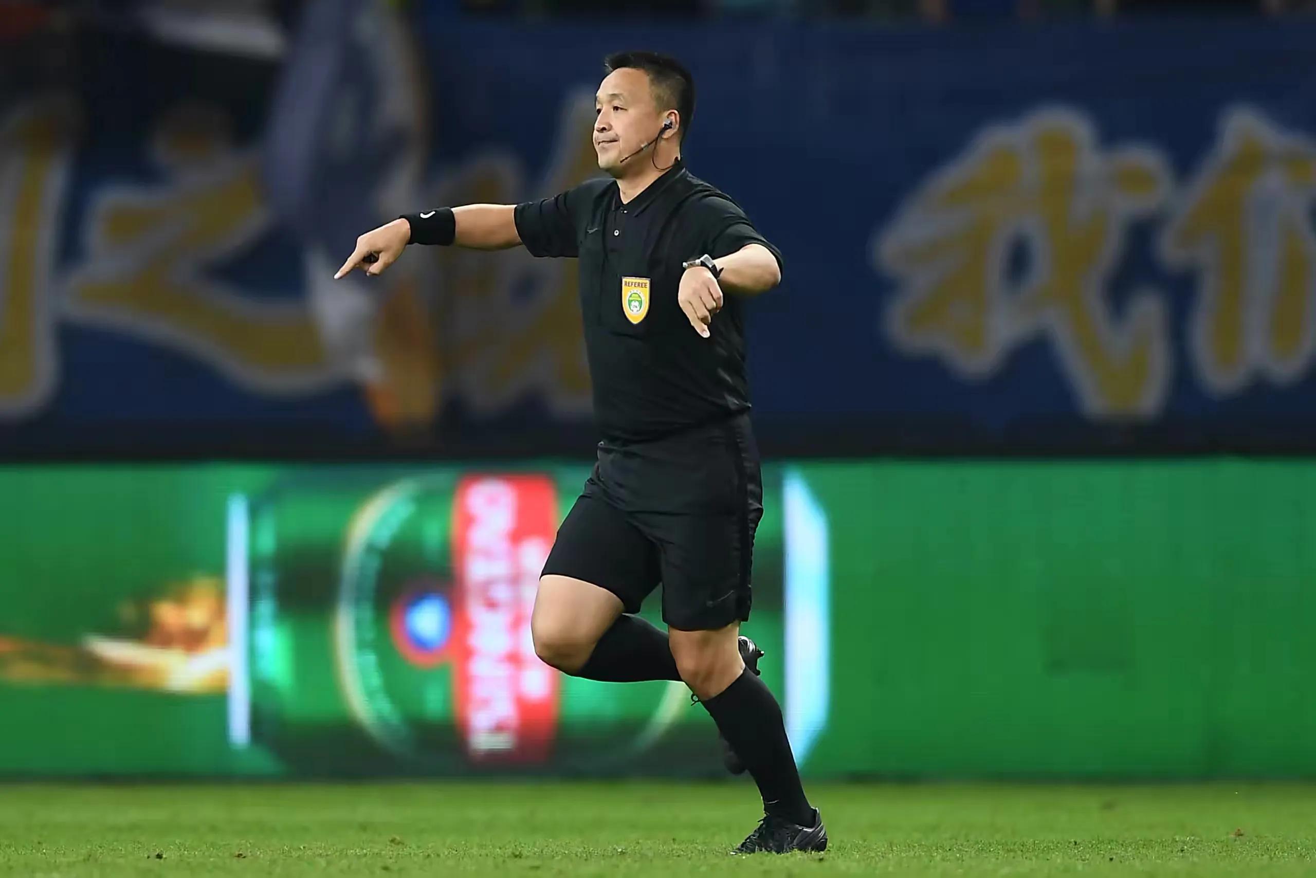 当自己是足球裁判,你为什么当足球裁判