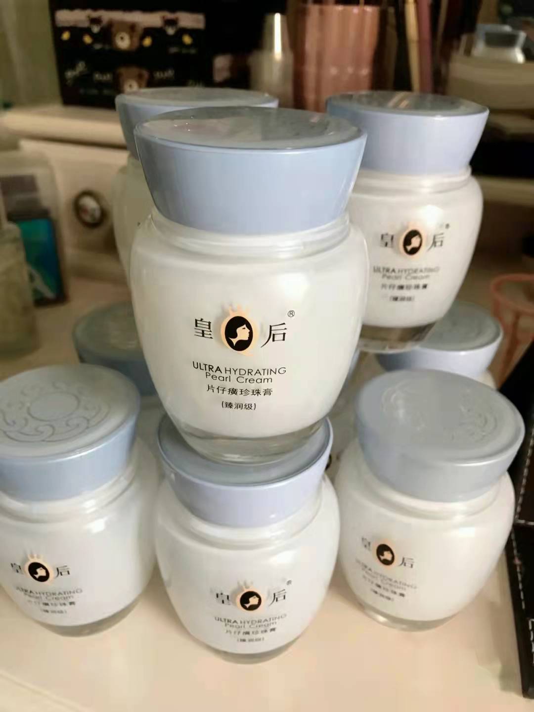 女人过了40岁适合用的化妆品,女人过了30岁用什么面霜最好