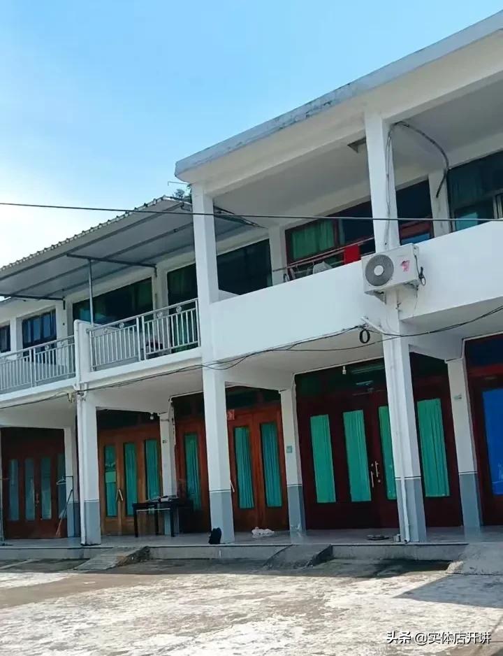 我，70后温州单身阿姨，19岁独自外出开店，两个男人花光我两百万