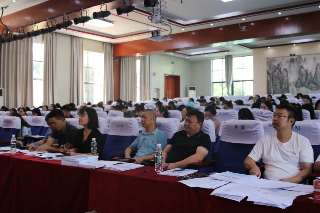 川大西航港实验小学教育集团,四川大学西航港实验小学散学典礼