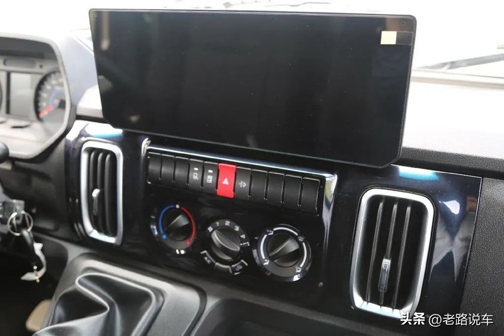 依维柯全新得意v40速比,南京依维柯得意v40加长版轻客