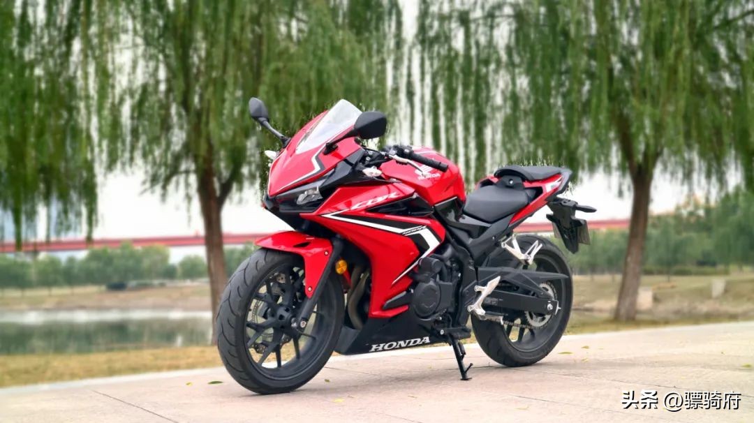 要啥没啥就是有个好心情,要啥没啥还想要浪漫