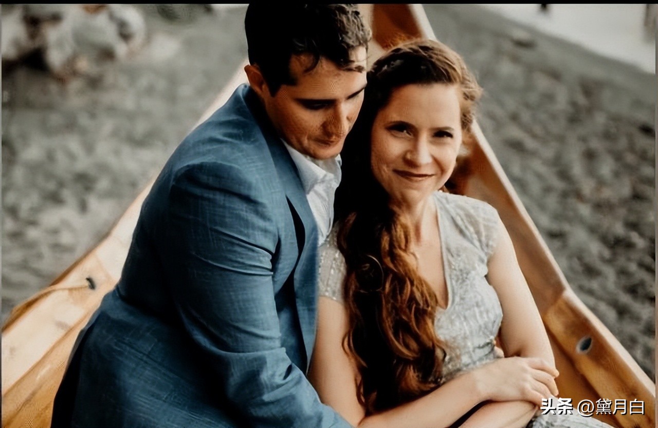 美国一男子顺利产子,美国首例男人顺利产子