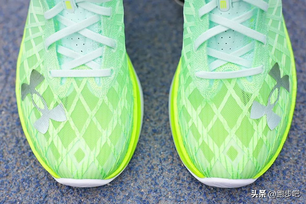 uaflowelite2跑鞋,uaflowvelocity跑鞋测试