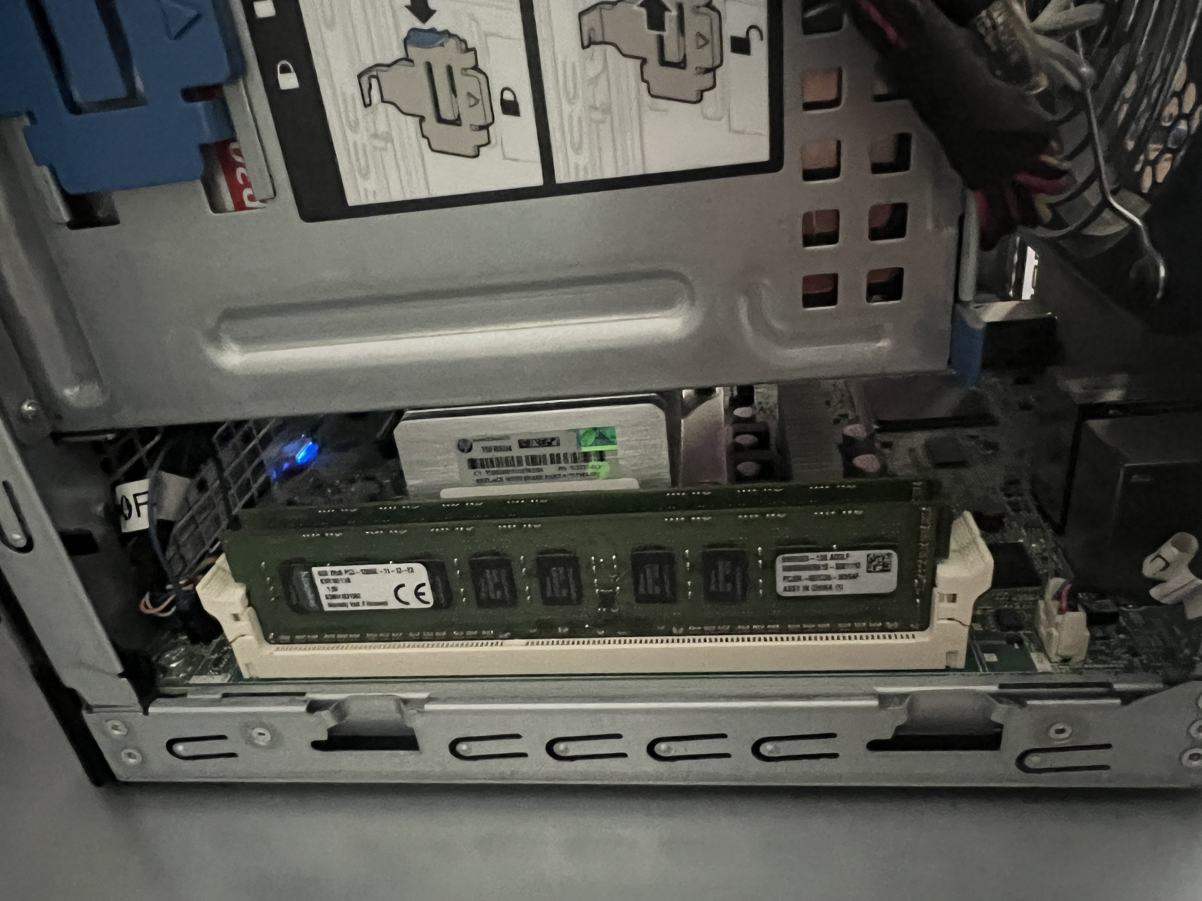 esxi虚拟化群晖安装教程,esxi给群晖nas扩容