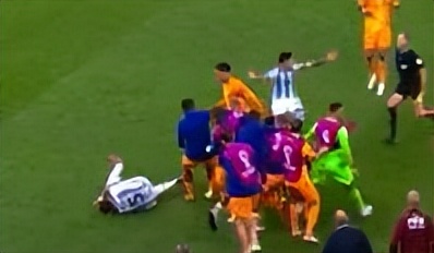 梅西被黑得最惨一次,梅西被黑的时刻