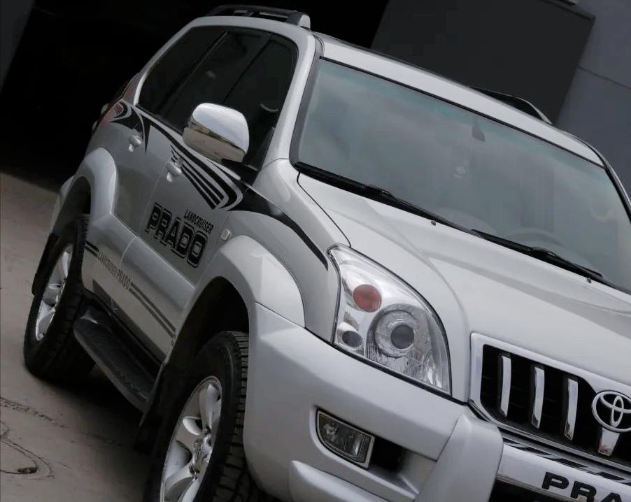 老款八十年代丰田霸道,经典丰田霸道老车翻新复活