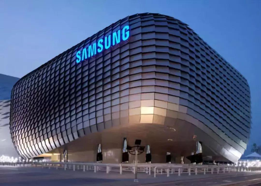 三星为什么敢与苹果抗衡,三星历代能吊打苹果的机型