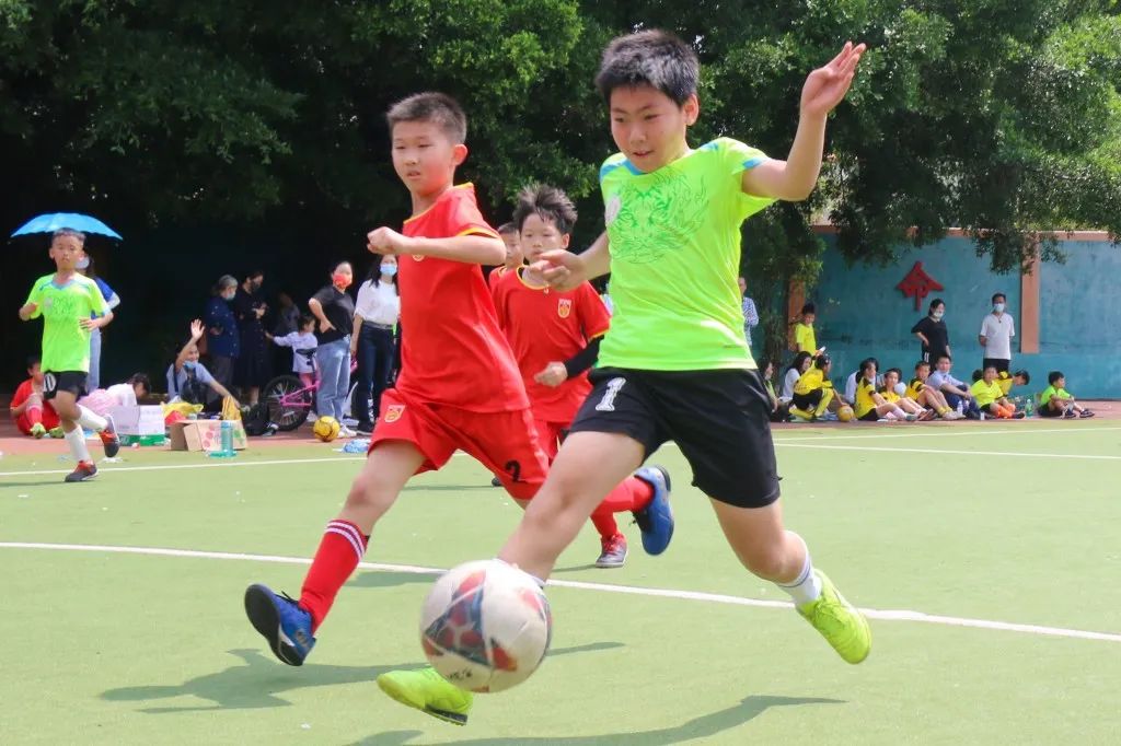 中山市校园足球联赛初中组,中山区第11小学总校直播足球比赛