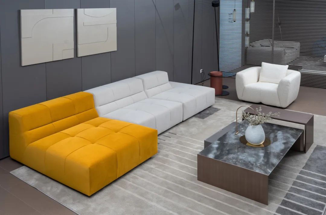 硬装很简单软装太高级,硬装越简单才越高级