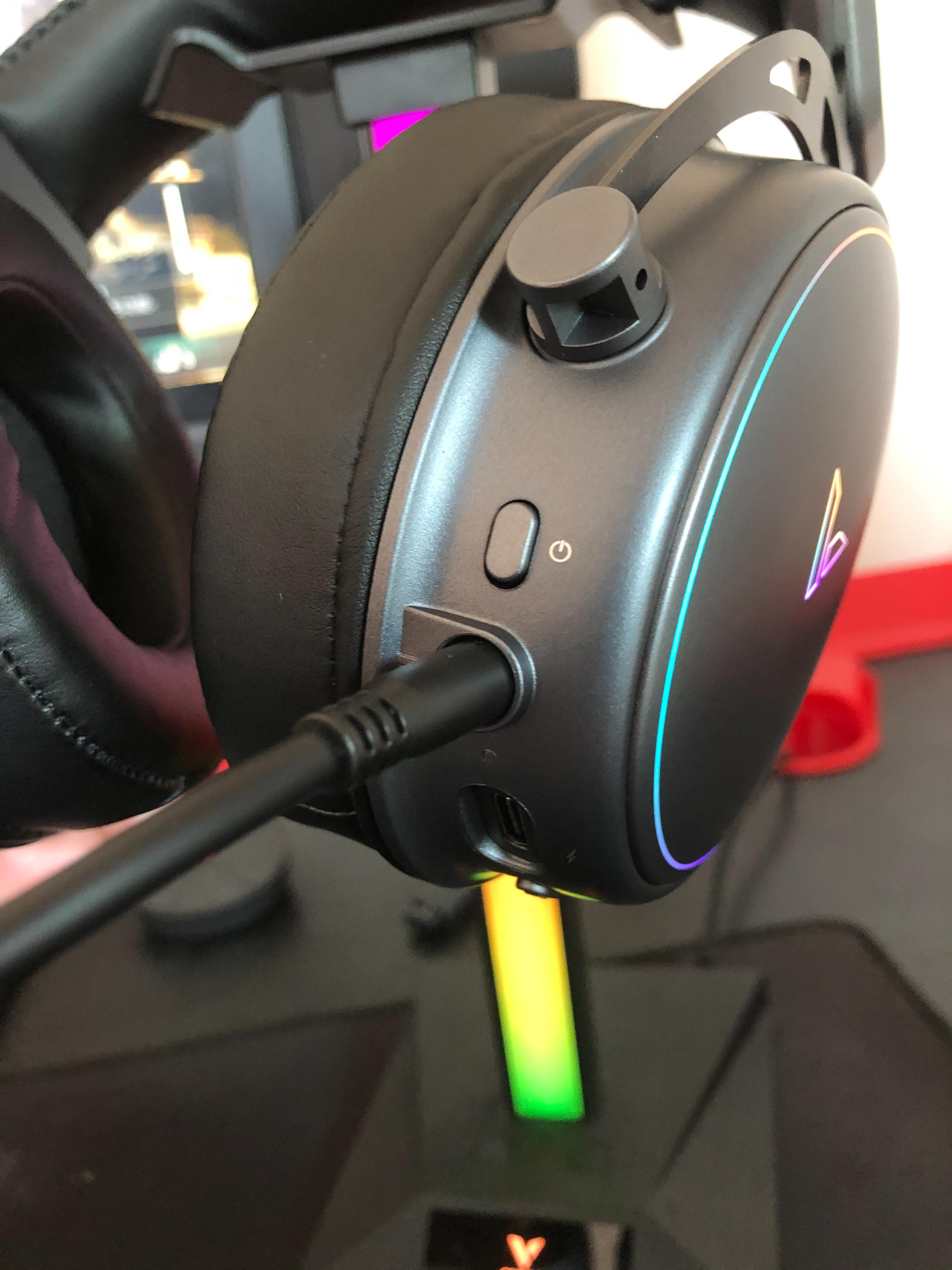 雷柏vh800适合苹果手机游戏吗,雷柏vh800和西伯利亚s21