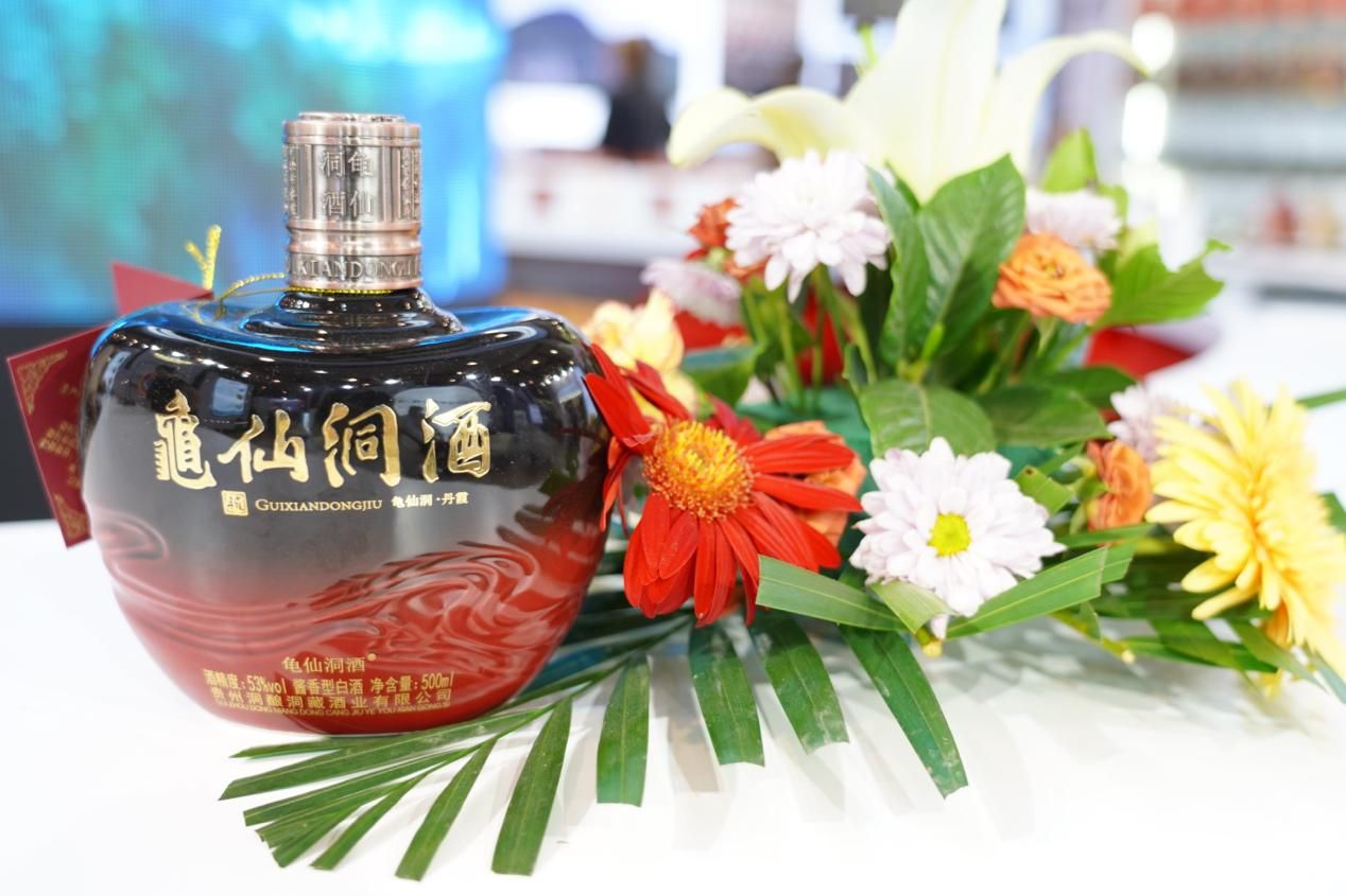 中酒展国台,龟仙洞国帅酱酒53度价格