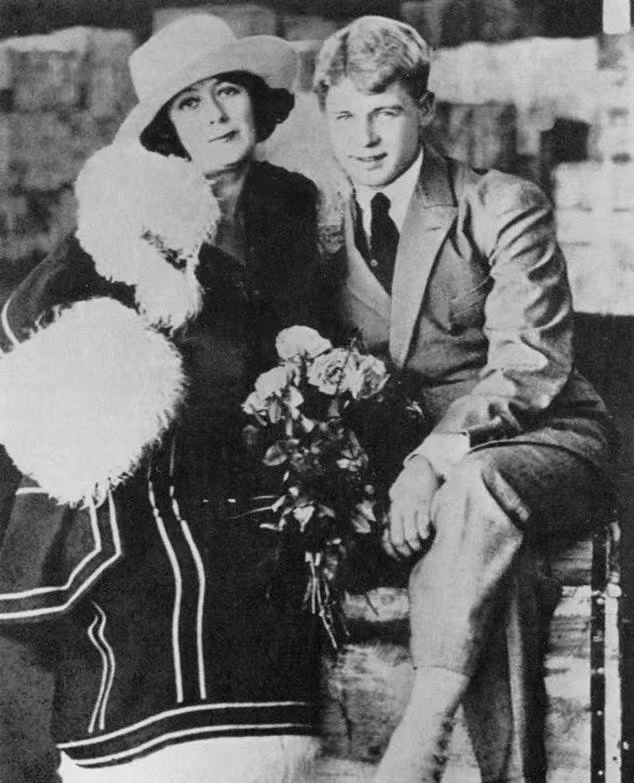 伊莎多拉邓肯个人资料,邓肯伊莎多拉