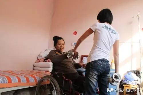 孟佩杰养母,照顾养母12年的孝女孟佩杰