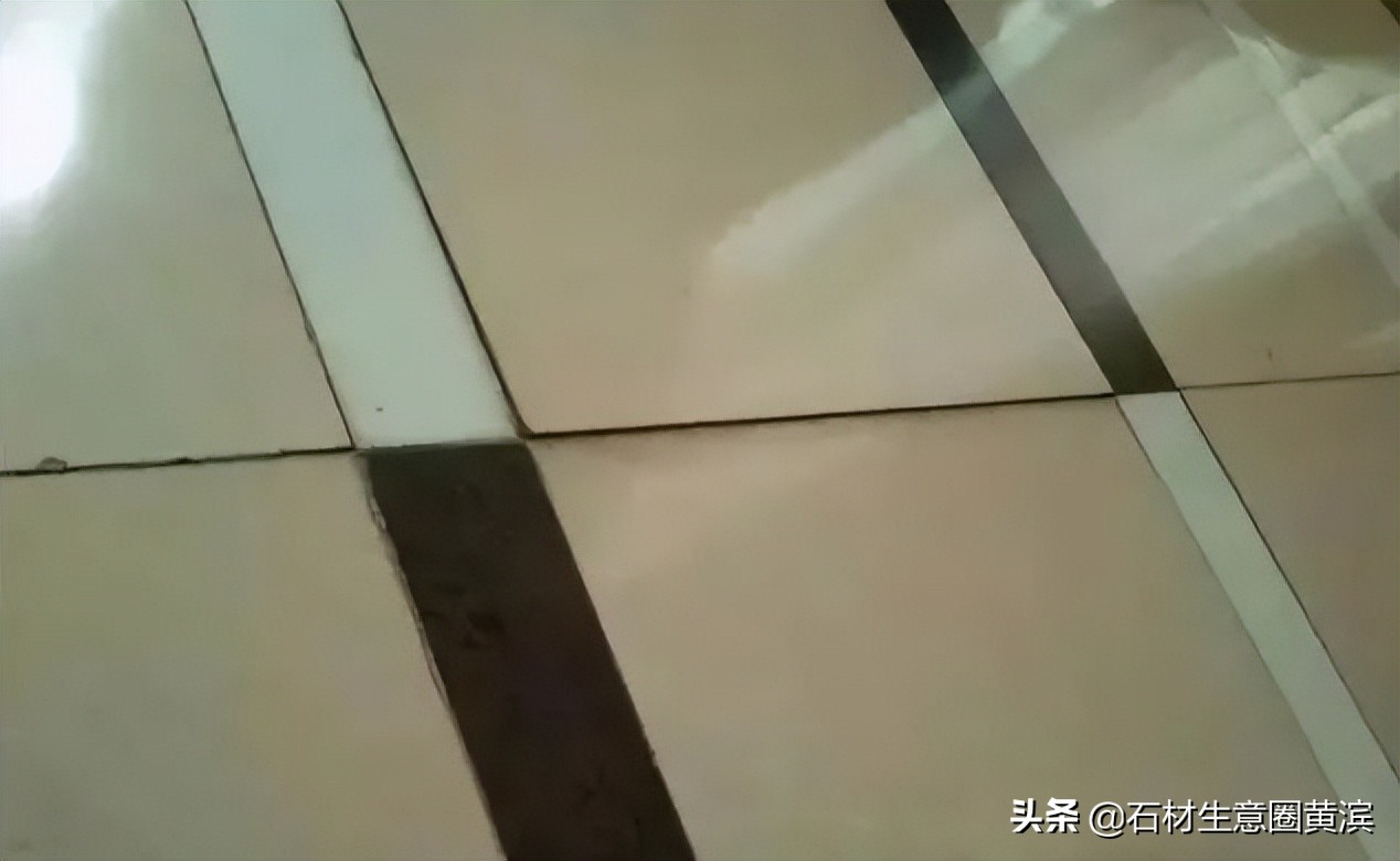 防止石材地面空鼓应采取哪些措施,大楼外墙下地面洒水石材空鼓塌陷