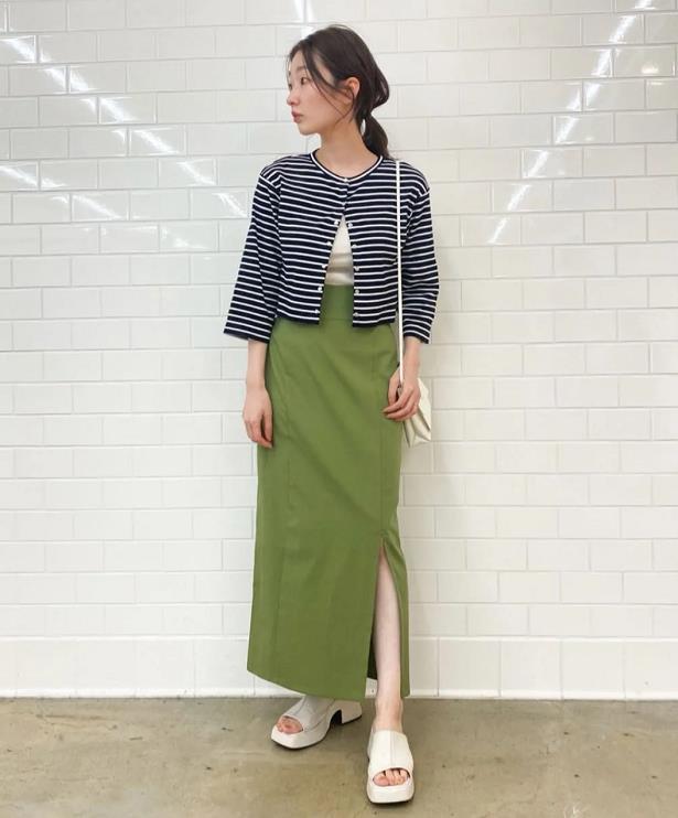 夏季个子矮的女生穿衣推荐,个矮女人穿搭