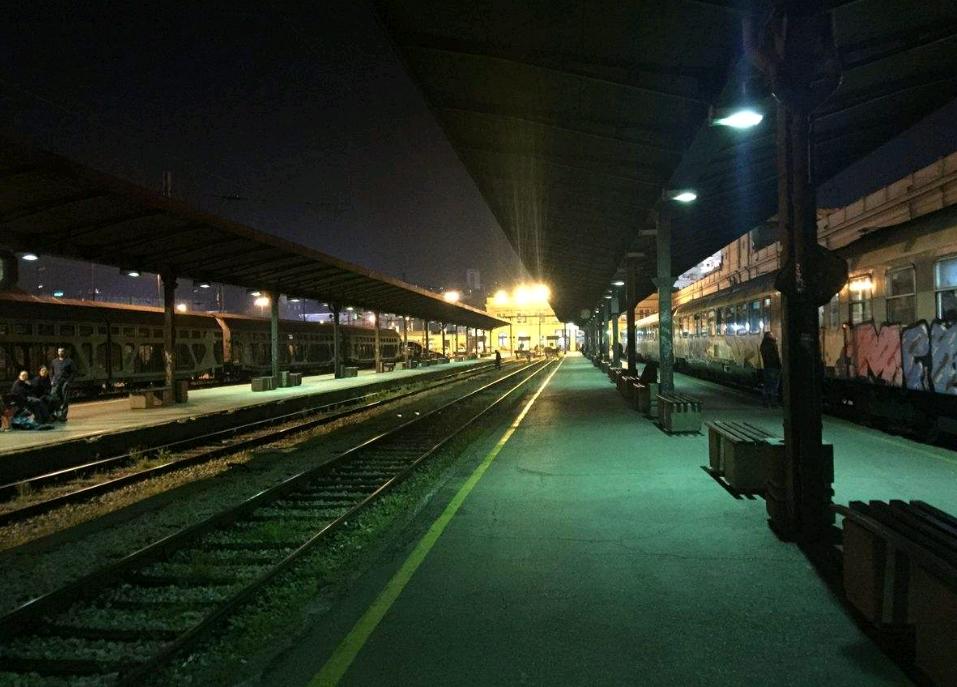 为什么不建议住火车站附近宾馆,火车站住小旅馆可靠吗