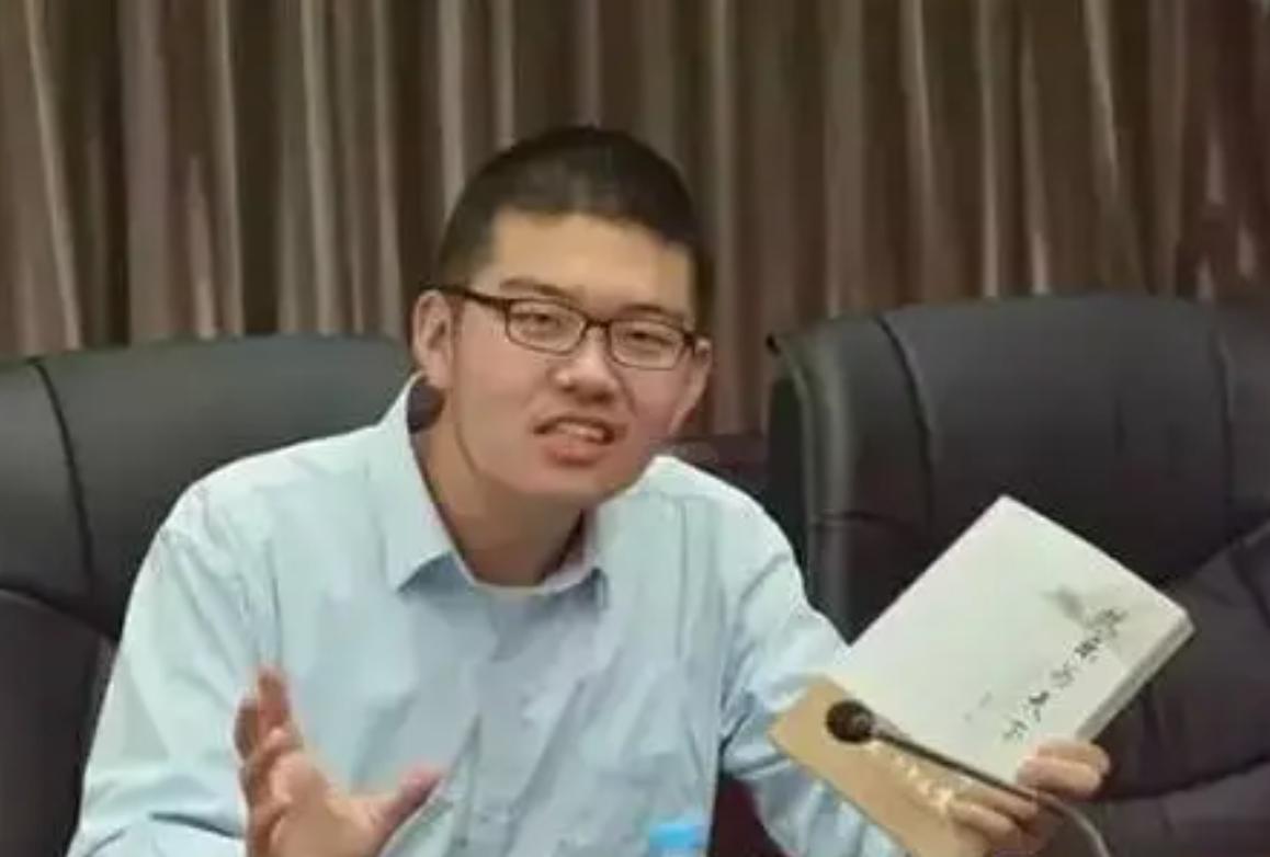 重庆17岁天才少年跳楼,17岁天才少年自尽后续