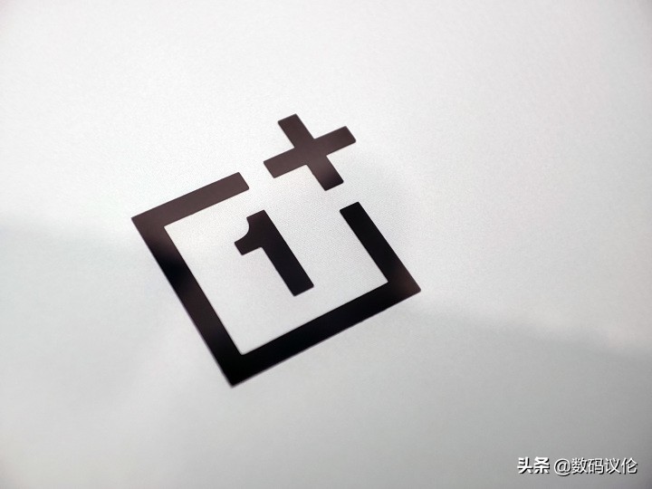 一加9rt现在到底该不该入手,一加9rt旗舰发布