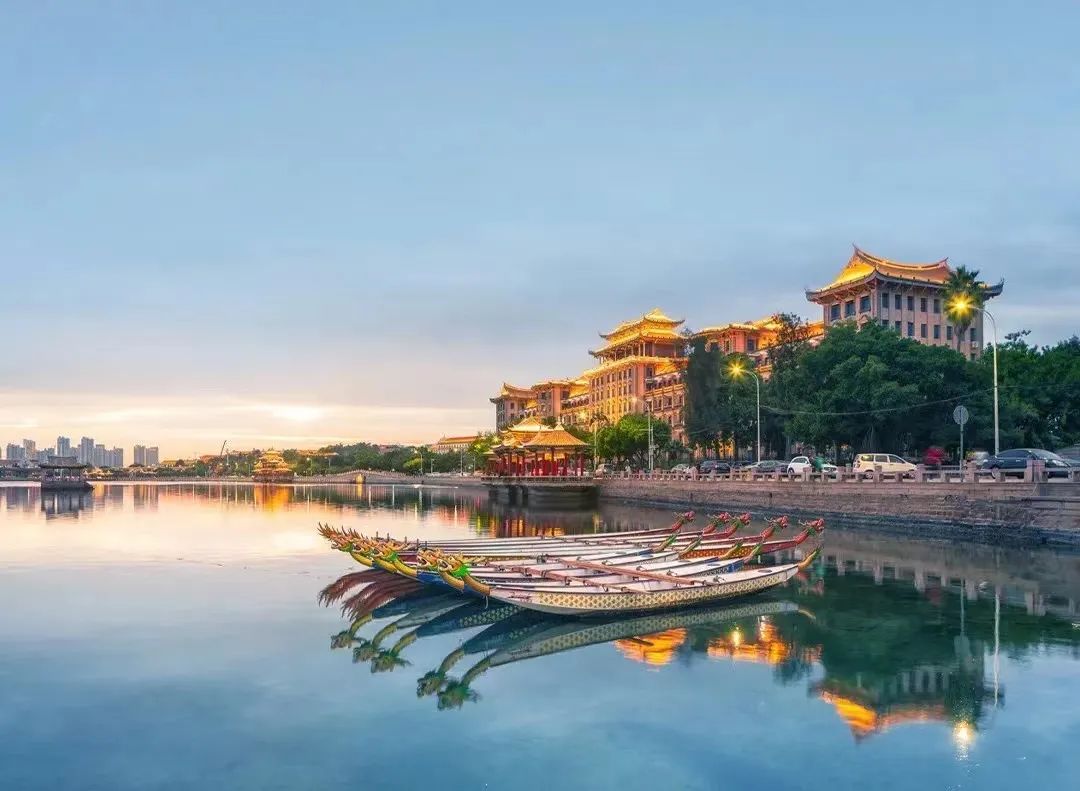 香港新晋的明星,现身厦门的香港明星