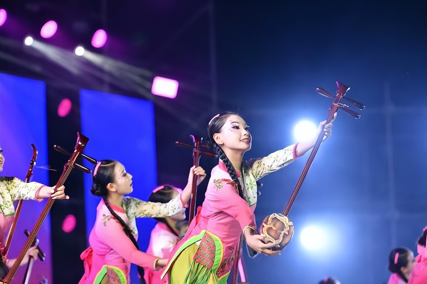 全国广场舞大赛河南代表队,全国广场舞北京集中展演圆满举行