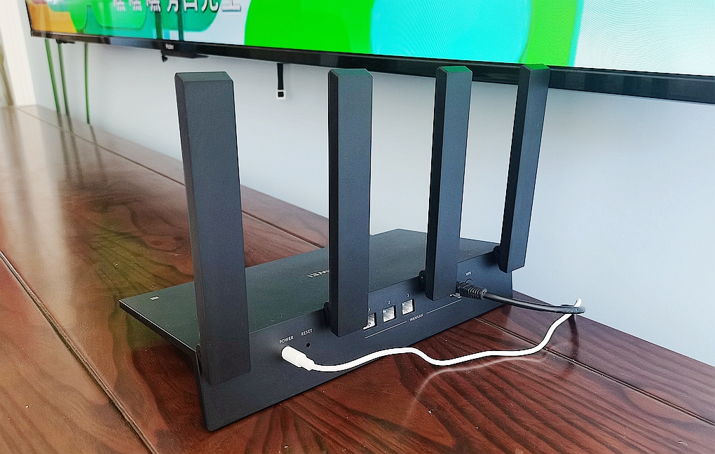 华为ax6路由器和小米ax6000,华为be3pro路由器和ax6pro